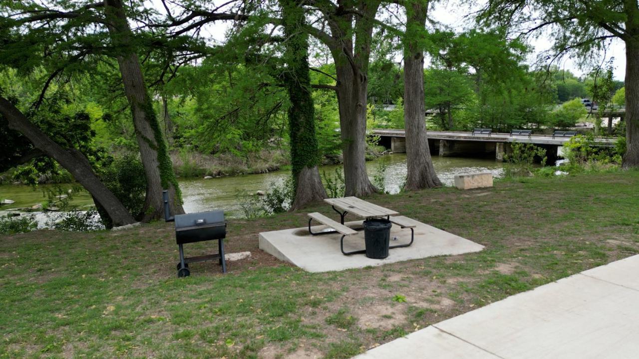 River Trail Cottages Kerrville Exterior photo